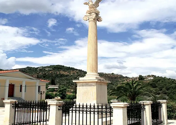 Avra Hotel