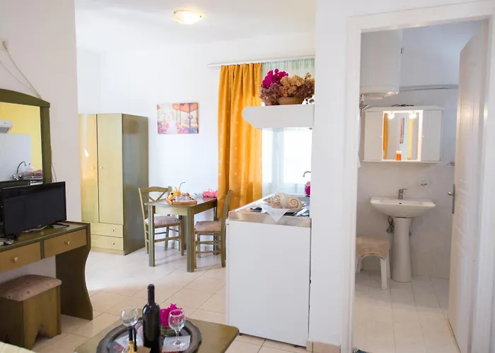 Avra Hotel