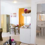 Avra Hotell