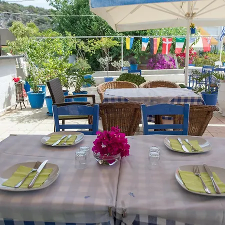 Hotel Avra