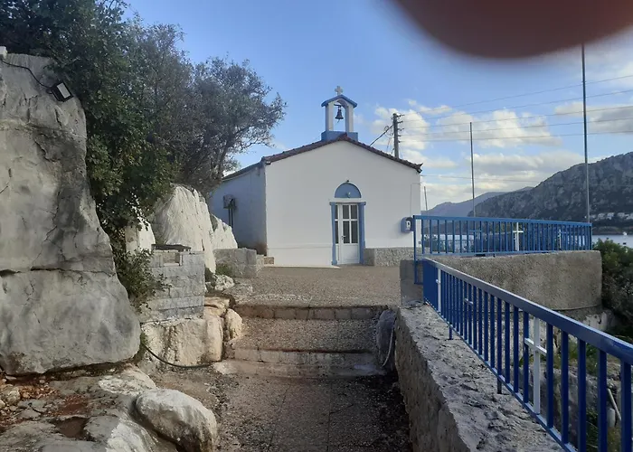 Avra * Nea Epidavros