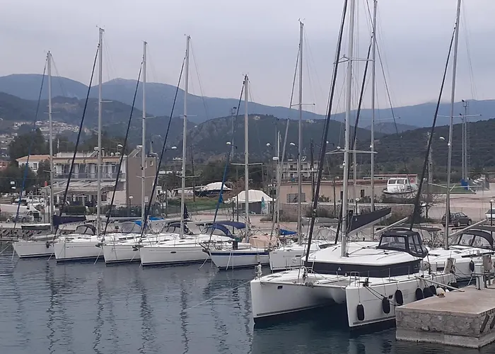 Hotel Avra